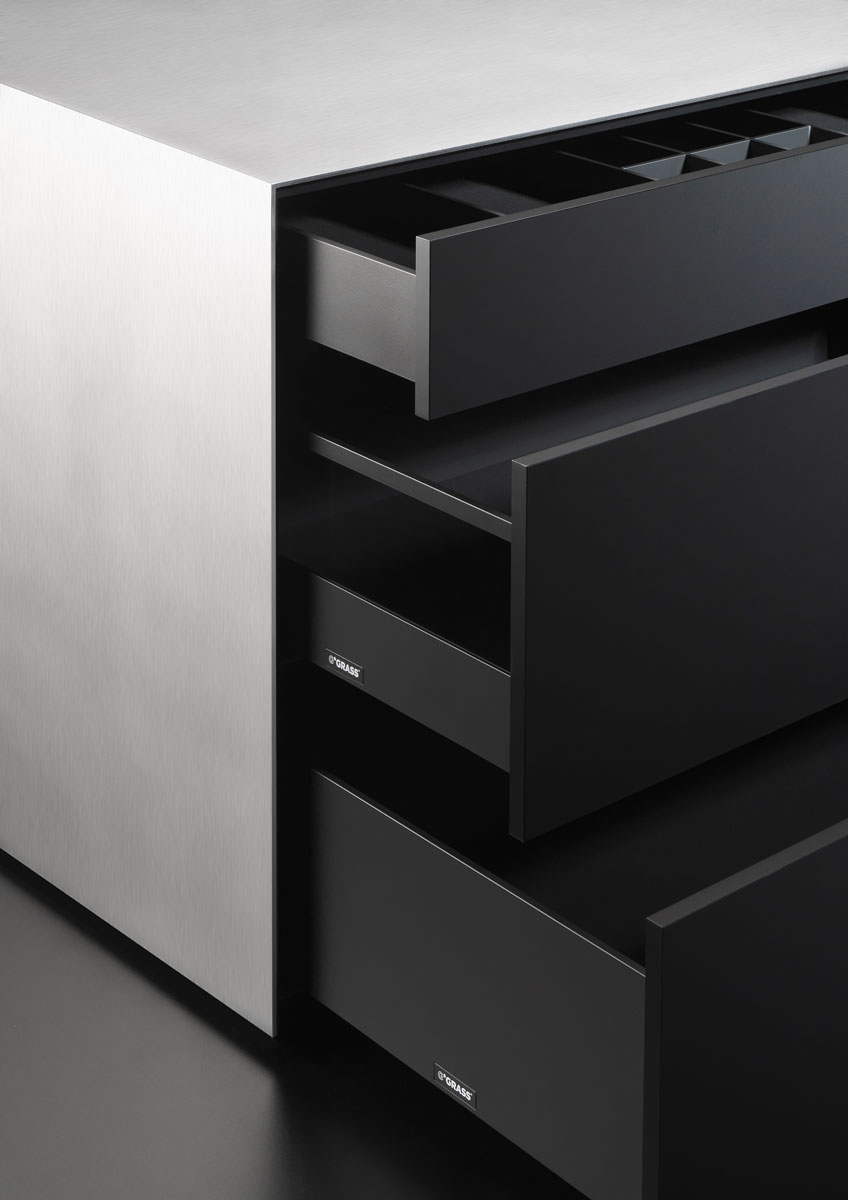Vionaro V8 drawer system